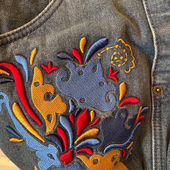 Patricia Nash Denim Shoulder Bag with Embroidery - Picture 3 of 5